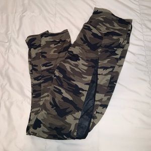 Shein Leggings camo mesh size large